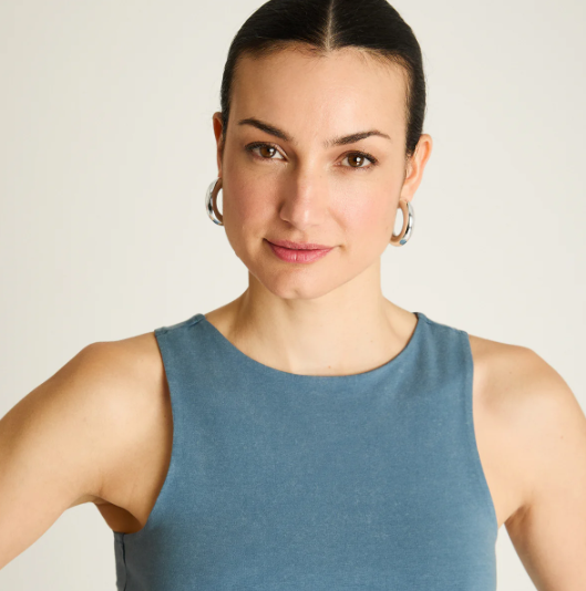 POLERA CROP TOP SIN MANGA